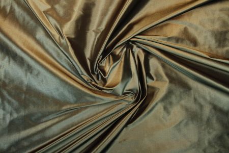 Soie changeante réaliser robe jupe veste Soie changeante réaliser robe jupe veste