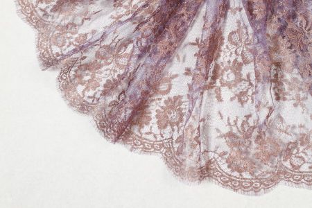 Dentelle réalisation couture