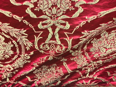 Brocard Louis XVI rouge et vieil or  11M50