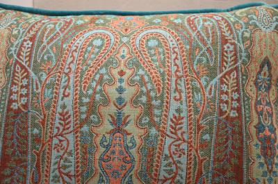 Paire de coussins en velours et paisley bleu canard 