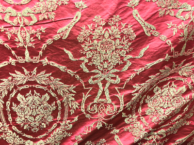 Brocard Louis XVI rouge et vieil or 