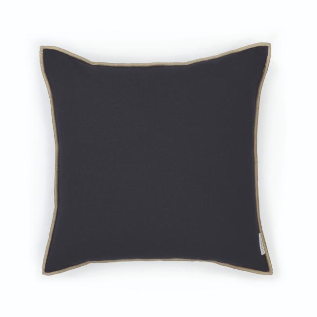 Coussin carré esprit lin noir finition bourdon contrasté sable