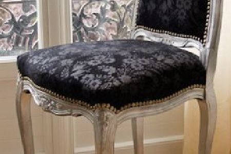 chaise tapisse velours frapp